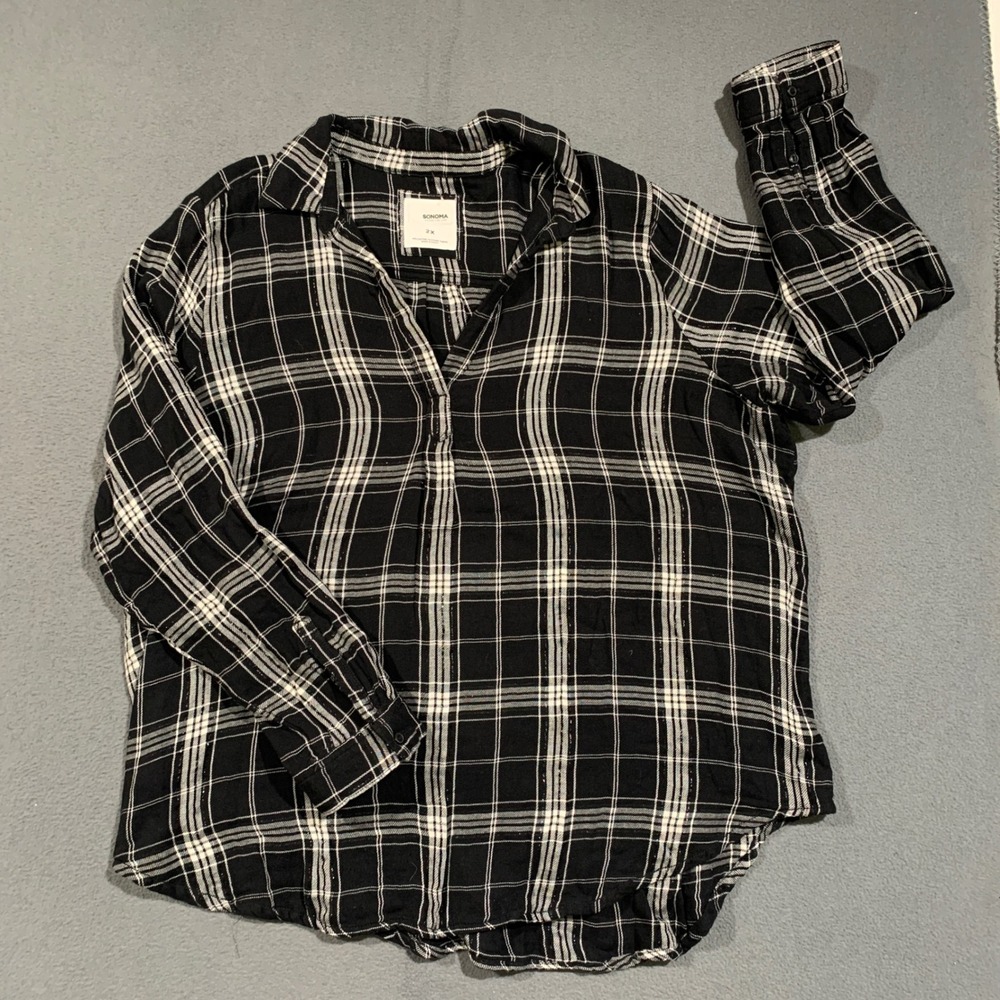 Sonoma Button Down Shirt Women 2X Black White Plaid Metallic Lurex Casual Top